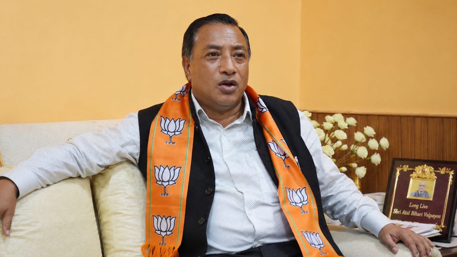 Alexander Laloo Hek , Pynthor Umkhrah MLA