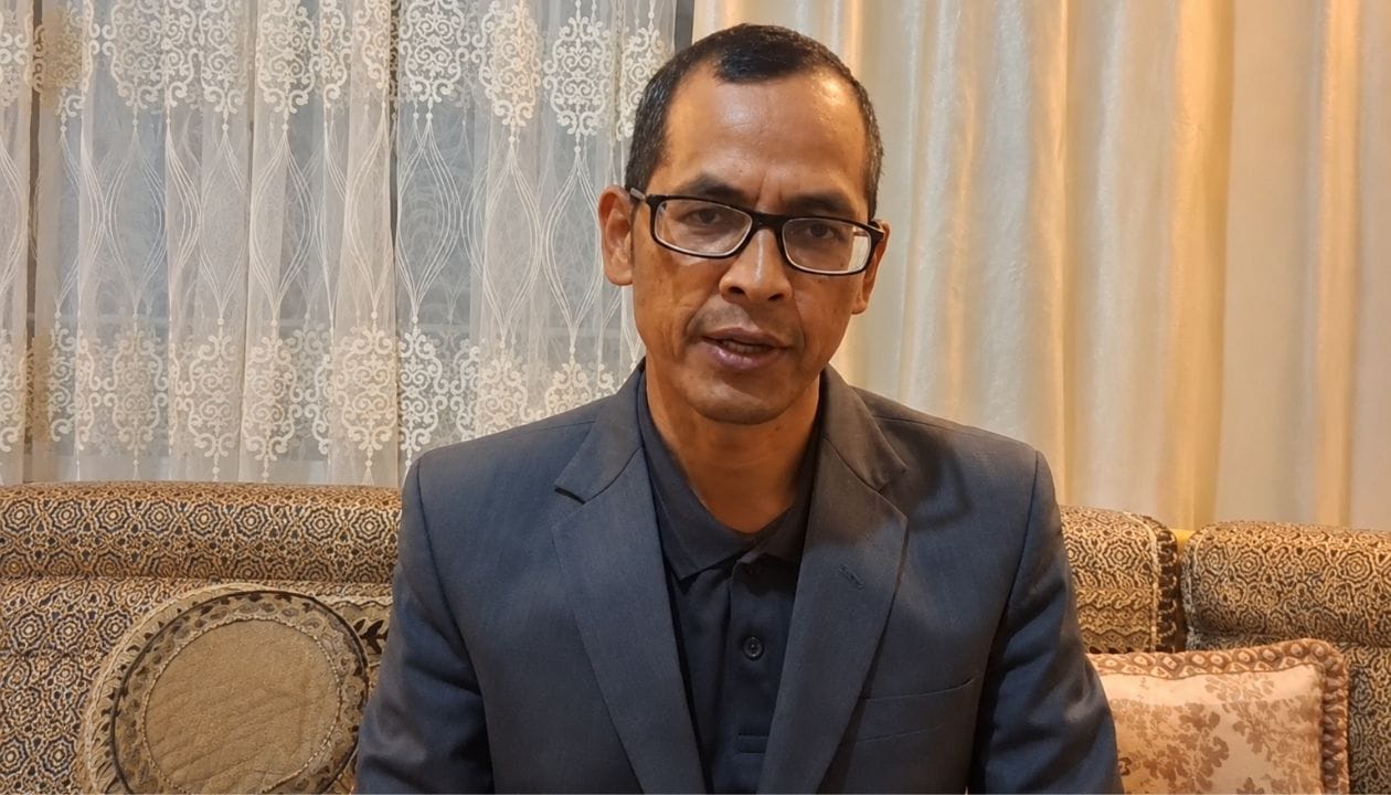 Dr Batskhem Myrboh , NEHU Associate Professor