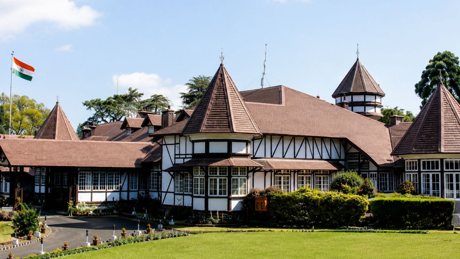 Lok Bhavan Shillong, Shillong heritage buildings