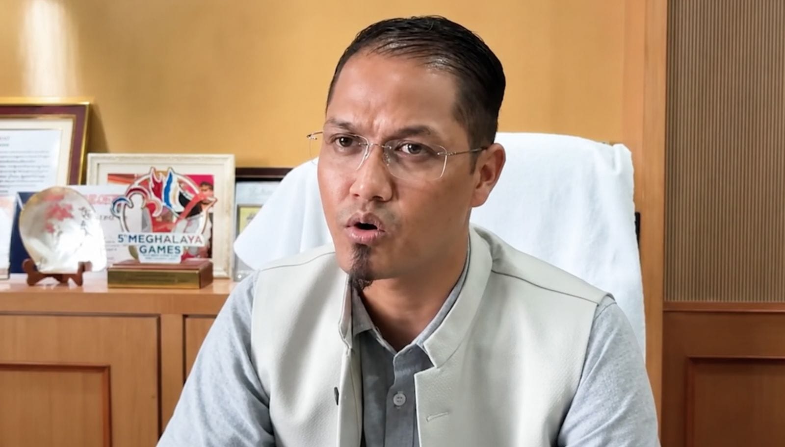 Wailadmiki Shylla, Health Minister of Meghalaya Government speaking to reporters regarding Ethanol factory at Byrnihat , Ri Bhoi District
