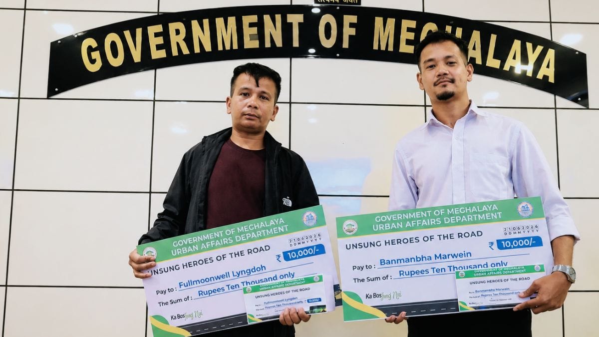 Bus driver, conductor honoured with ₹10,000 each after protecting passengers during Shillong violence
