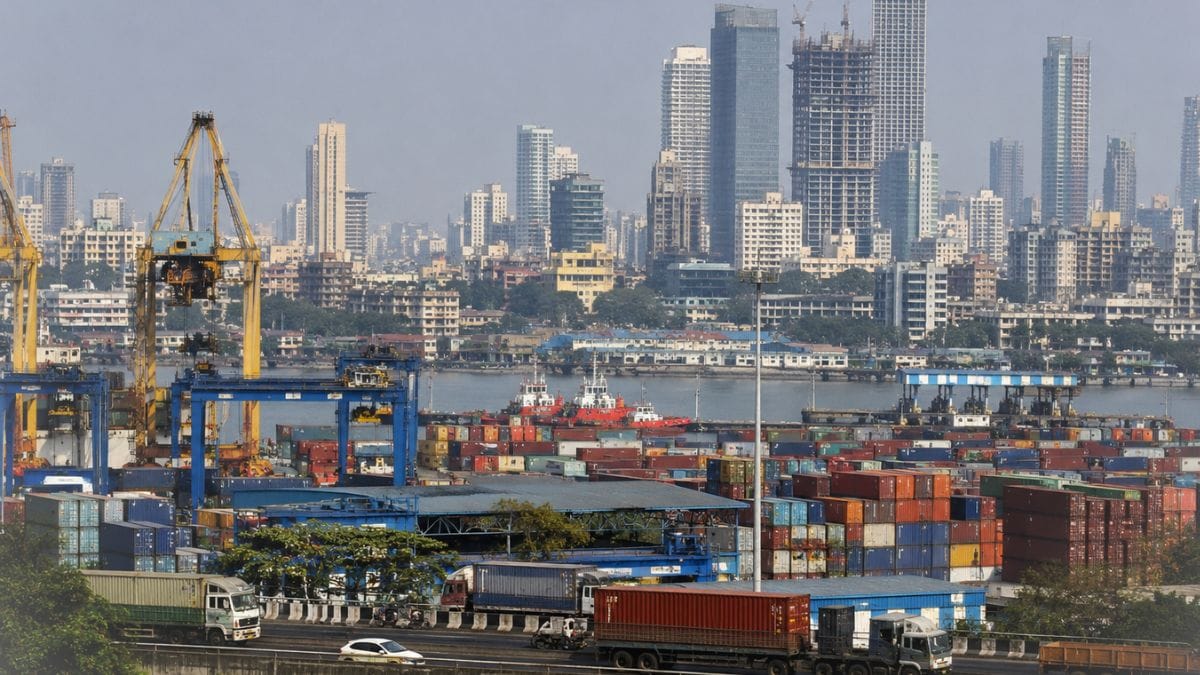 India GDP growth forecast at 7.1% as private investment remains weak