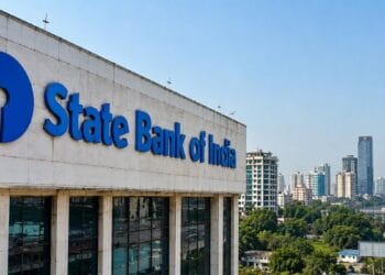 SBI targets ₹200 lakh crore business as loans grow