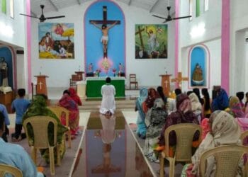 West Bengal Christian groups suspend house prayers amid allegations of forced religious conversions